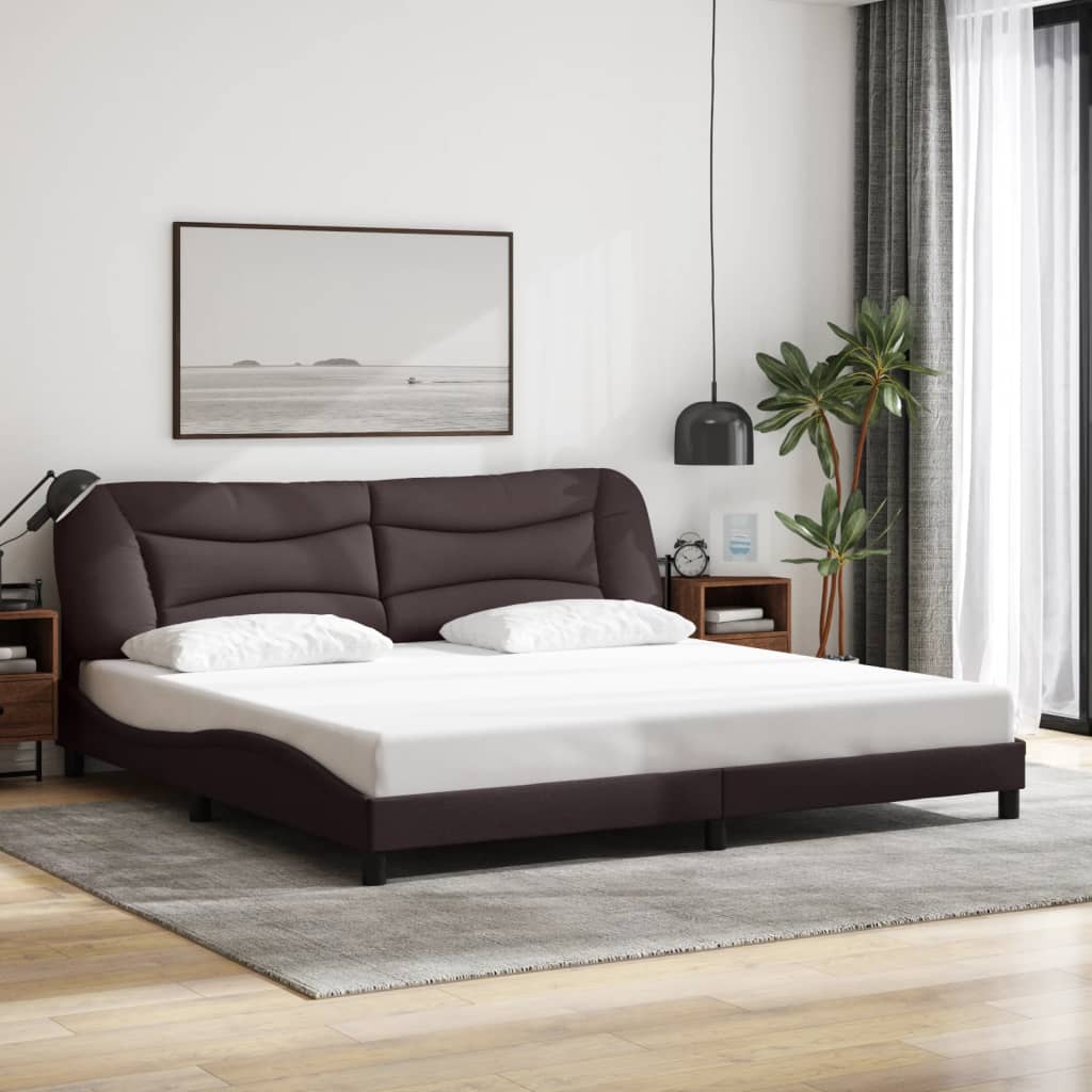 Cadre de lit sans matelas marron foncé 200x200 cm tissu - XIOS