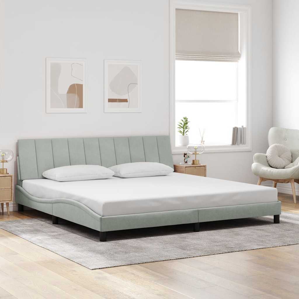 Cadre de lit sans matelas Hanko gris clair 200x200 cm velours - XIOS