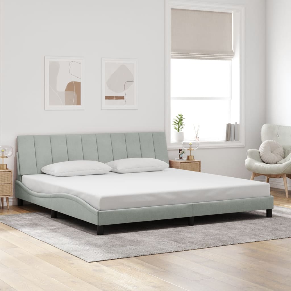 Cadre de lit avec LED sans matelas Hanko gris clair 200x200 cm velours - XIOS