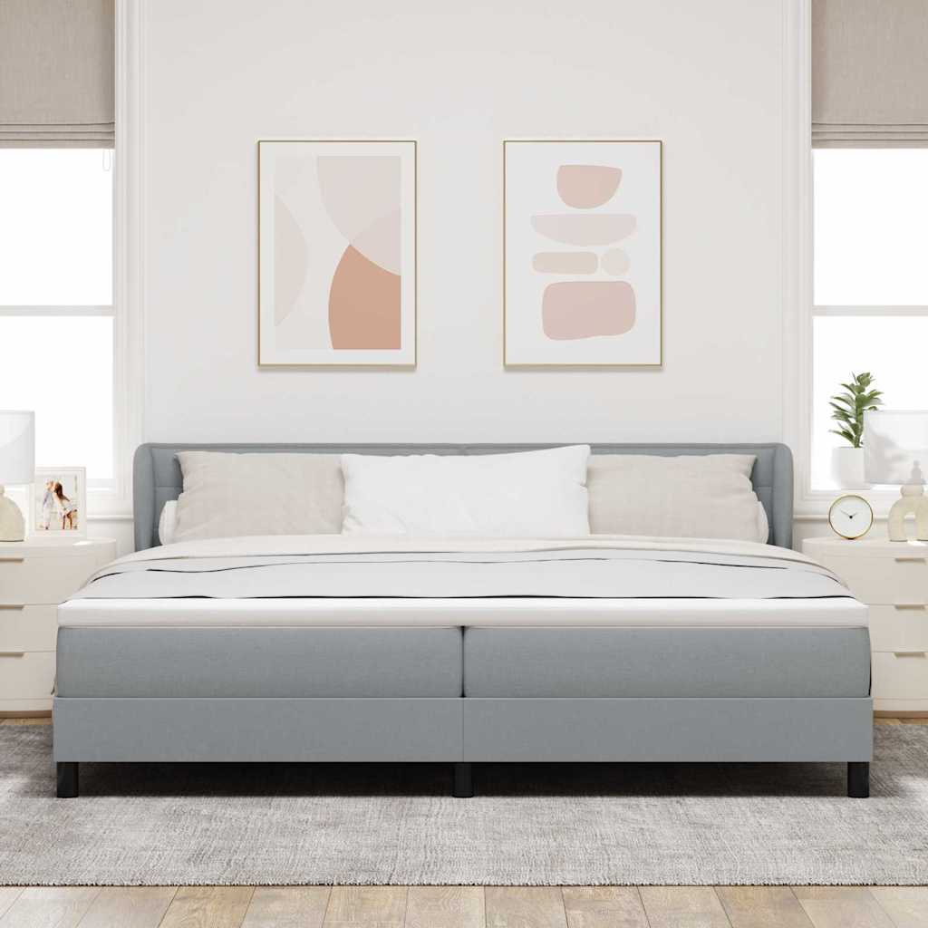 Lit à ressorts avec matelas Gris clair 200 x 200 cm tissu - XIOS