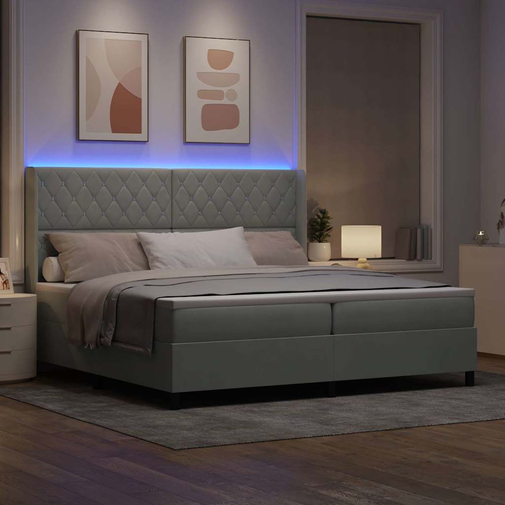 Lit à Ressorts avec Matelas LED Gris clair 200 x 200 cm Velours - XIOS