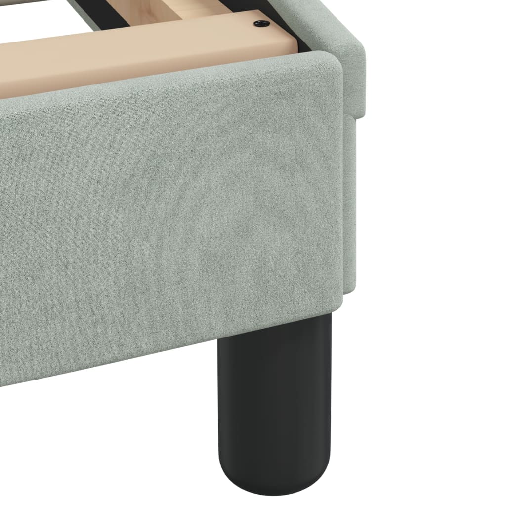 Cadre de lit avec LED sans matelas gris clair 140x200cm velours - XIOS