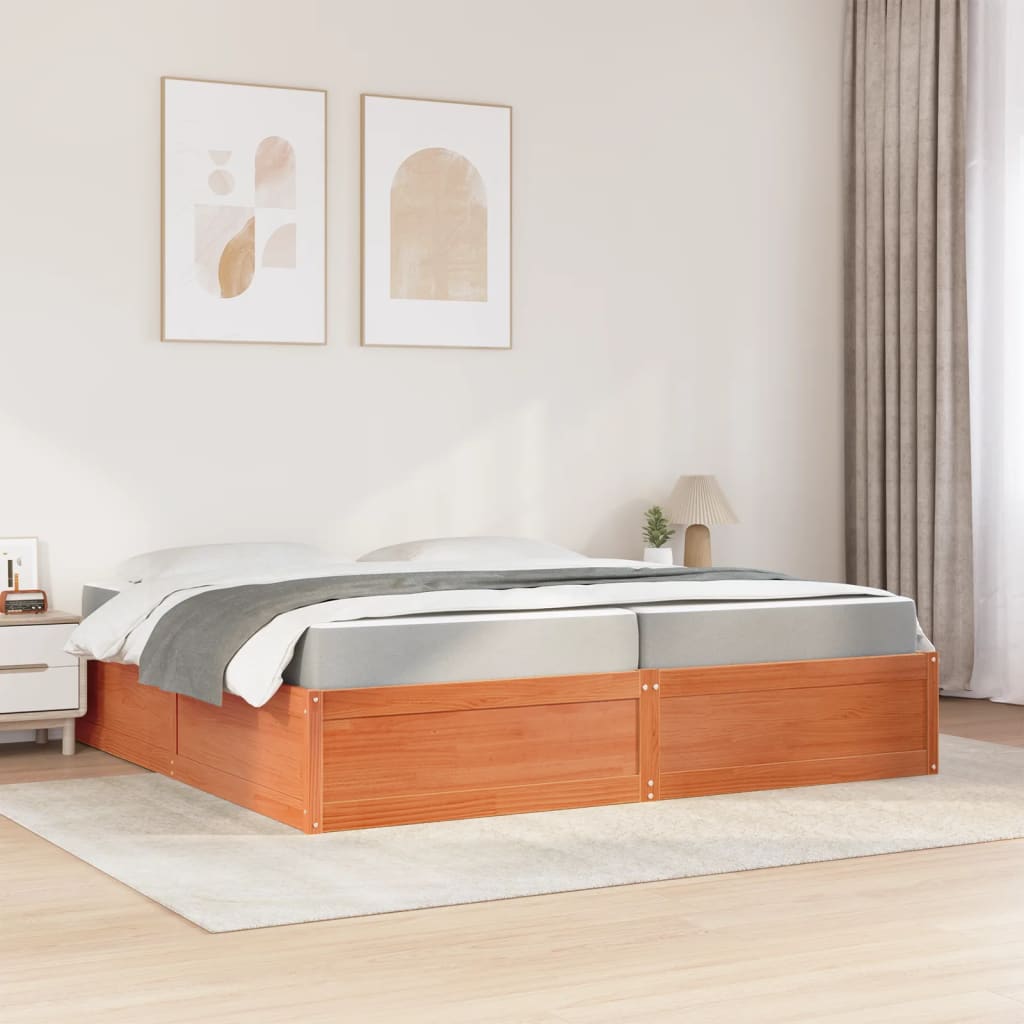 Lit avec matelas cire marron 200x200 cm bois massif de pin - XIOS