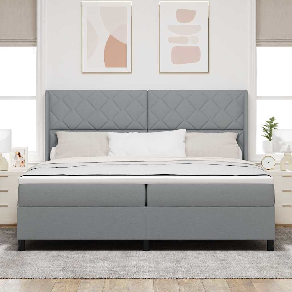 Lit à ressorts avec matelas Gris clair 200 x 200 cm tissu