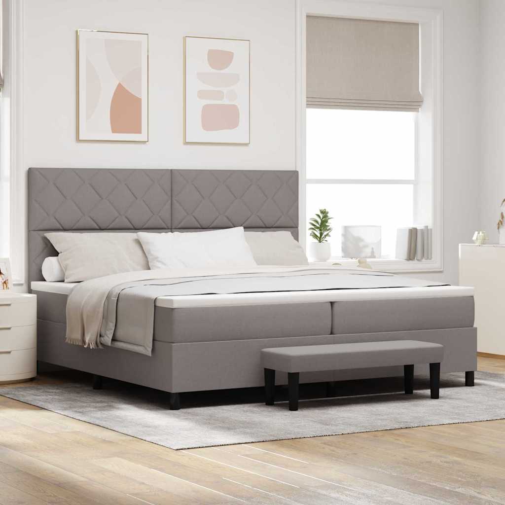 Lit à ressorts avec matelas Taupe 200 x 200 cm tissu - XIOS
