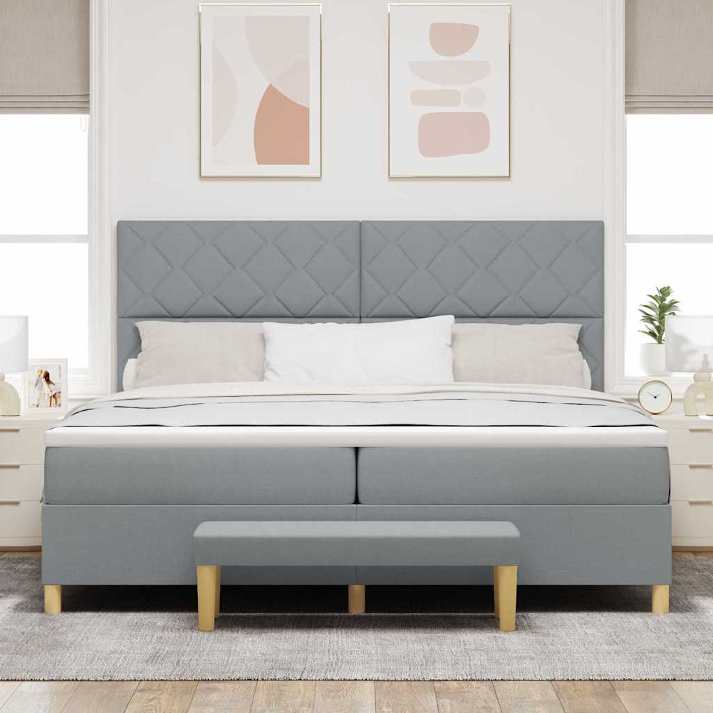 Lit à ressorts avec matelas Gris clair 200 x 200 cm tissu - XIOS