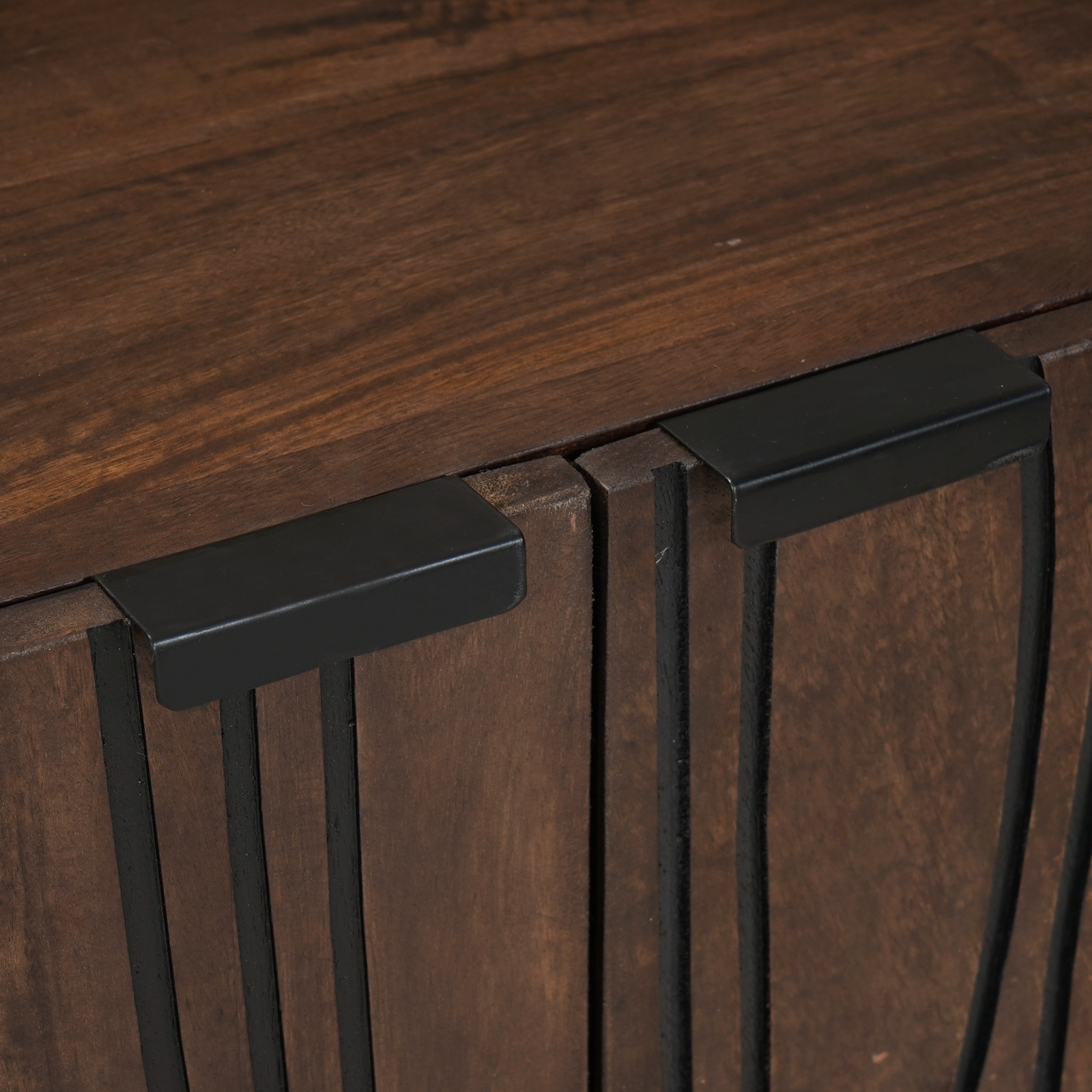 Buffet 60 x 33,5 x 75 cm en bois de mangue massif